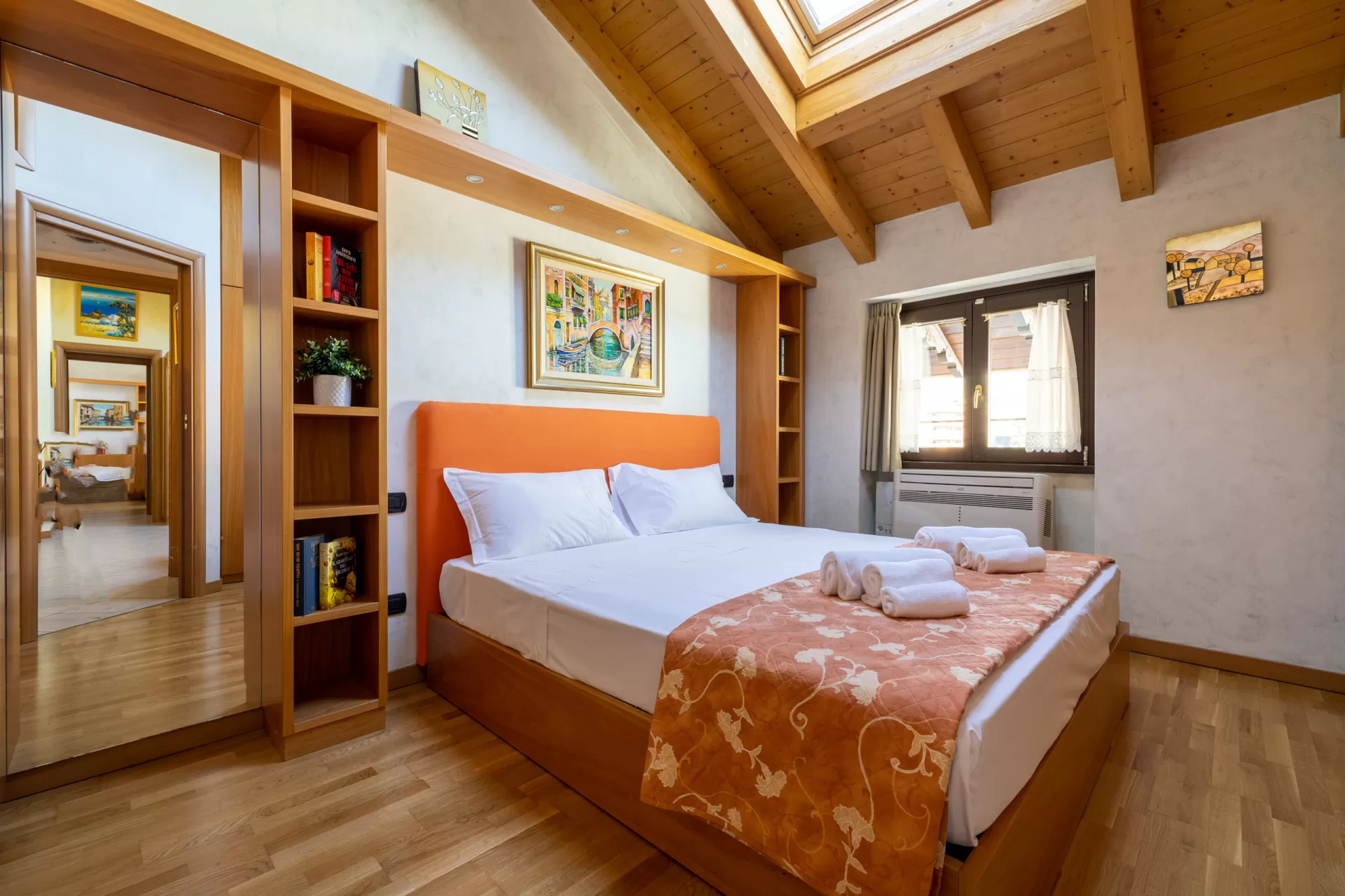 Appartamento Vicino Al Traghetto Sul Lago Di Como | Apartment By The Ferry, Menaggio Como Lake | By The Ferry 17